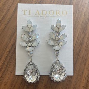 Bridal earrings